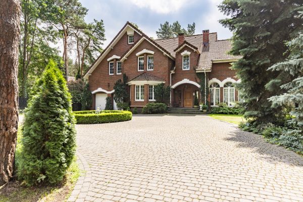 Driveway Brick Repair in Burnsville