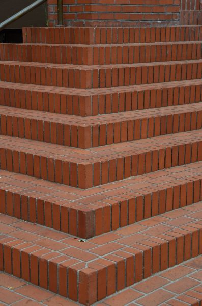 Staircase Brick Repair in Burnsville